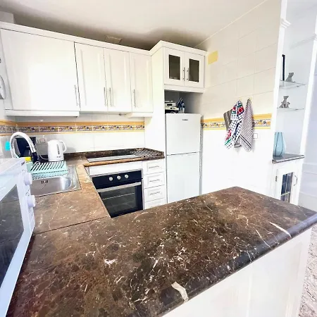 Cheerful 2 Bed Townhouse With Com Pool Vm32 *