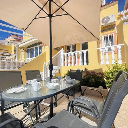 Cheerful 2 Bed Townhouse With Com Pool Vm32 Σπίτι διακοπών *