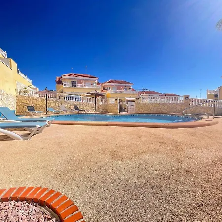 Cheerful 2 Bed Townhouse With Com Pool Vm32 *